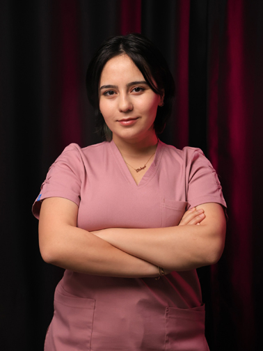 gulay-gokce-demir-dis-hekimi-denizli