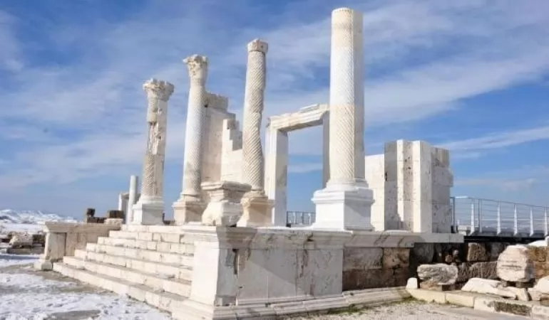 laodikya-antik-kenti